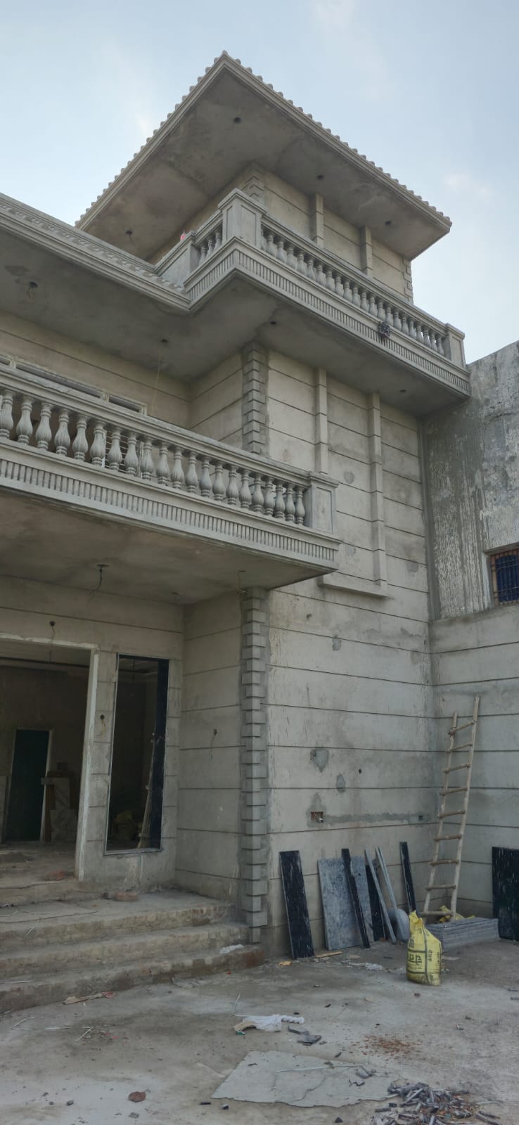 Mr. SATYAVEER RESIDENCE AND WORKSPACE Actual Site Images - 4